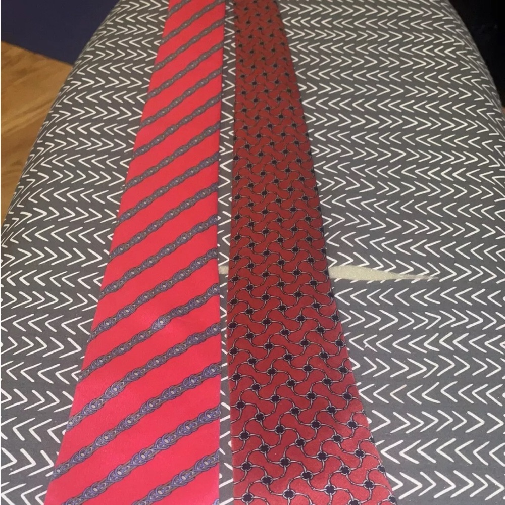 Red Striped Men's Tie